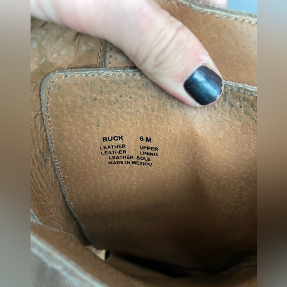 Steve Madden Buck Suede Boots Womens Size 6 - Picture 5 of 5